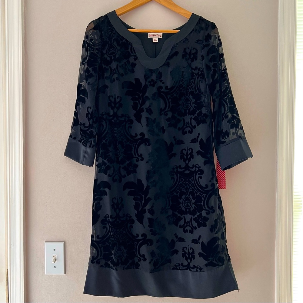 Velvet detail black cocktail dress